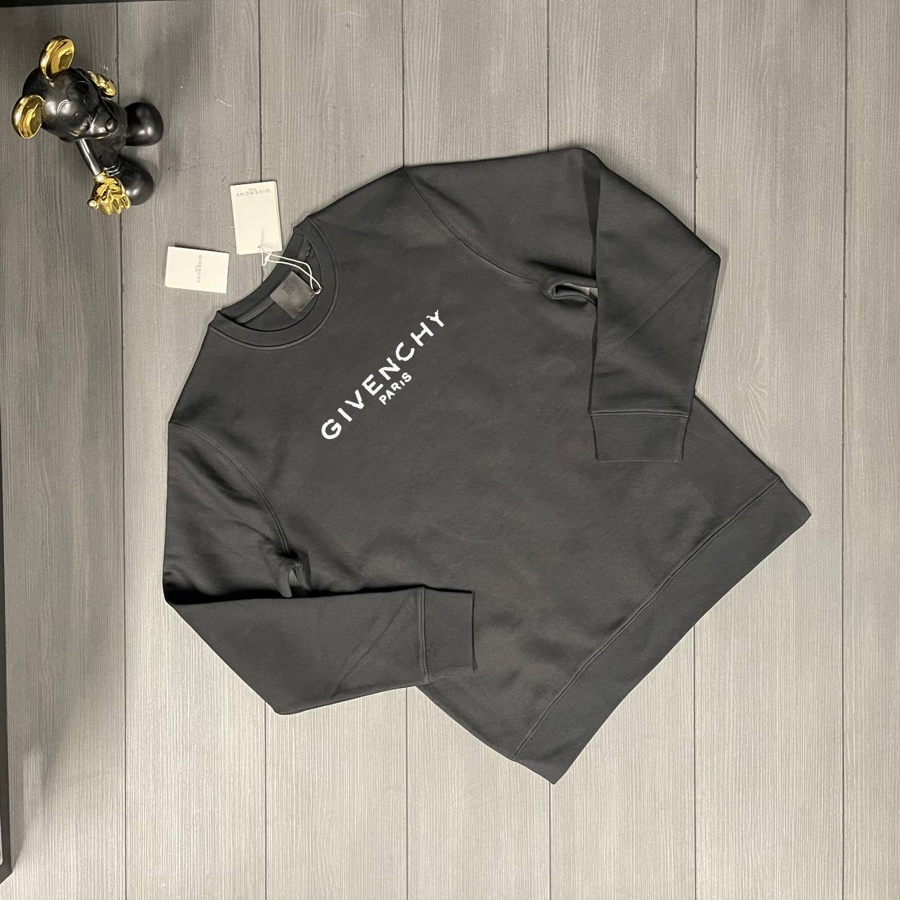 Give sweatshirt
