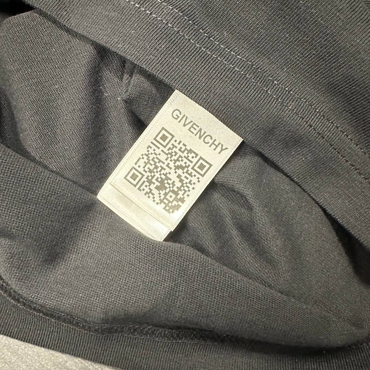 Give sweatshirt